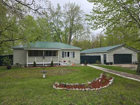 8393 E West Branch Road, Saint Helen, MI 48656