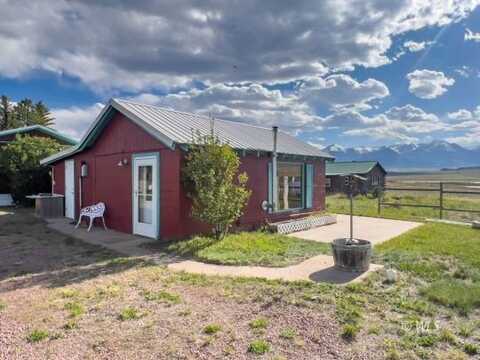 42 Cougar St, Westcliffe, CO 81252