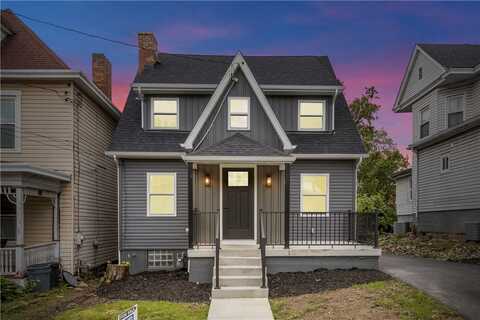 421 W College St, Canonsburg, PA 15317