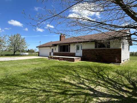 6870 N Spruce Road, Spruce, MI 48762