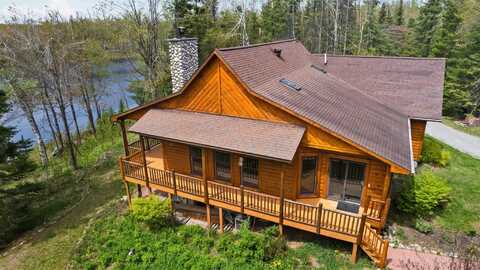 14250 Chippewa Trail, Johannesburg, MI 49751