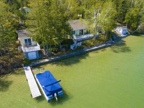 9415 Blue Horizon Rd., Presque Isle, MI 49777