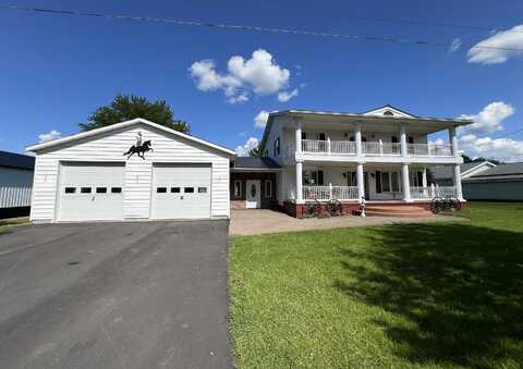 10 East Road, Burke, NY 12917