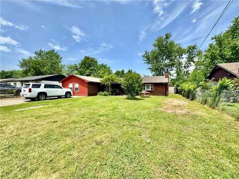 505 10th ST, Bentonville, AR 72712