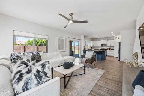 2776 E MEWS Road, Gilbert, AZ 85298
