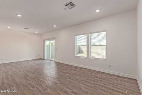 1577 N PUEBLO Drive, Apache Junction, AZ 85120