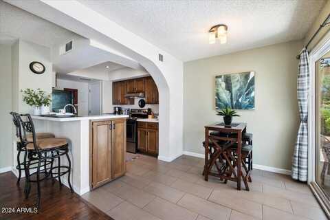 811 E EUGIE Avenue, Phoenix, AZ 85022