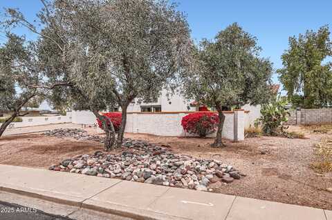 740 W MOUNTAIN VIEW Drive, Mesa, AZ 85201
