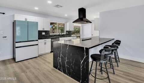 5728 E SHARON Drive, Scottsdale, AZ 85254