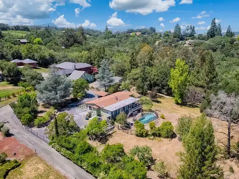 5851 Vine Hill Road, Sebastopol, CA 95472