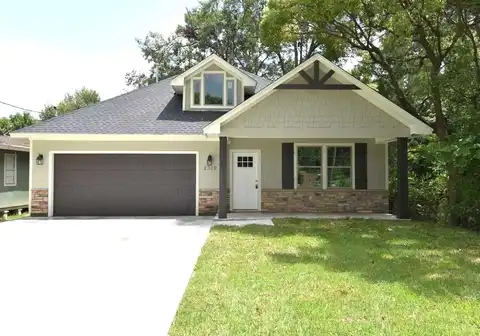 2319 Avenue G, Nederland, TX 77627