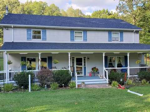 205 Elizabeth Kay Lane, LEWISBURG, WV 24901