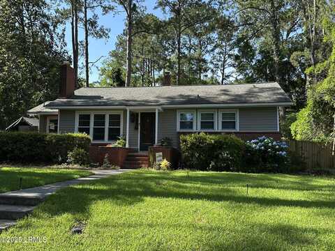 2410 Pine Court N, Beaufort, SC 29902