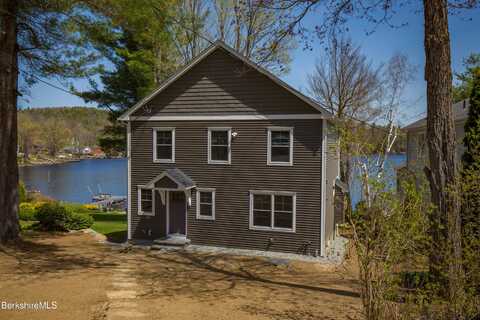 19 Pine Grove Ridge Ridge, Otis, MA 01253