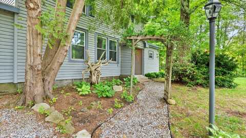 349 New Lenox Rd, Lenox, MA 01240