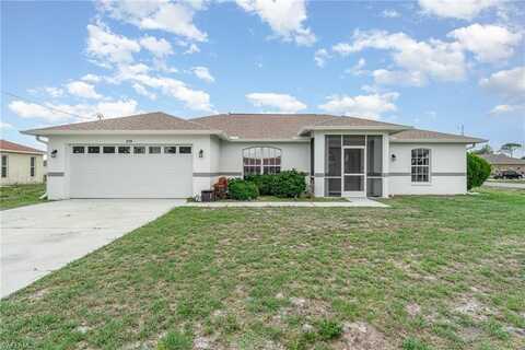 879 Rue Labeau, FORT MYERS, FL 33913