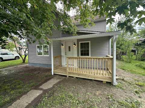 906 N Wabash Avenue, Hartford City, IN 47348