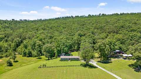 1150 Back Valley Road, Trenton, GA 30752
