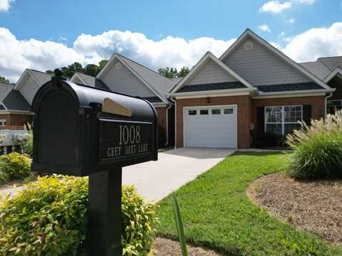 1008 Grey Oaks Lane, Chattanooga, TN 37421
