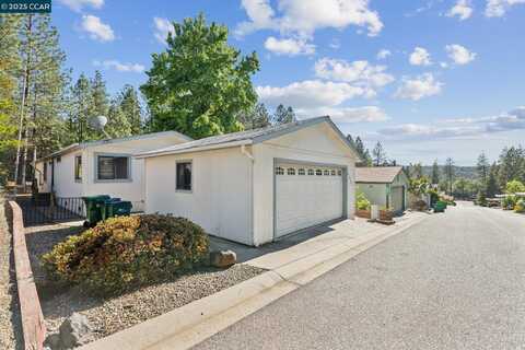 10207 Timberland Drive, Grass Valley, CA 95949