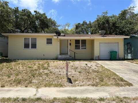 1301 Oak Park Drive, Aransas Pass, TX 78336