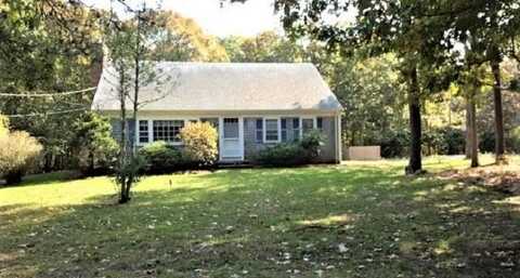 42 Hippogriffe Road, Dennis, MA 02638