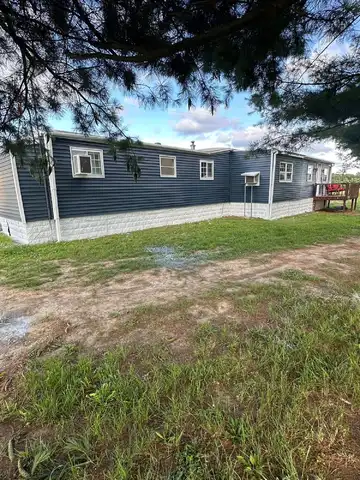 10530 North Street, Utica, OH 43080