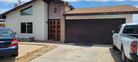 1230 N Las Posas Court, Ridgecrest, CA 93555