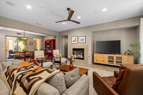 3000 Candlelight Lane, Palm Springs, CA 92264