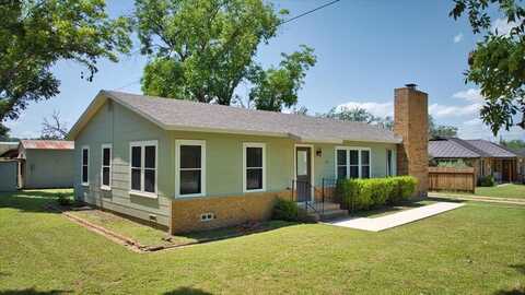 730 Wheeler St, Mason, TX 76856