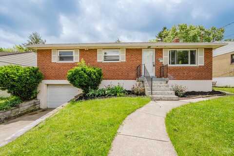 1045 Pelican Drive, Springfield, OH 45231