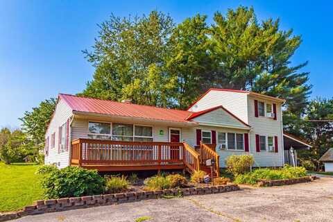 813 Jack Roush Way, Manchester, OH 45144