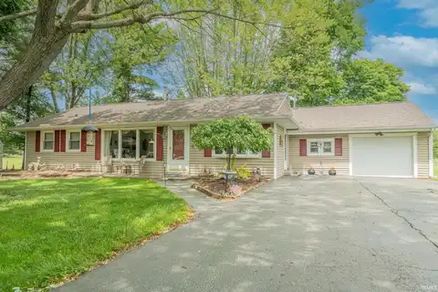 1402 W CHAPEL Pike, Marion, IN 46952