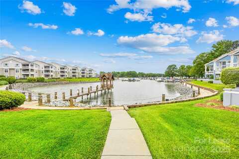 1016 Southwest Drive, Davidson, NC 28036