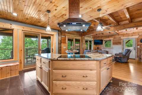 419 Woodpecker Road, Purlear, NC 28665