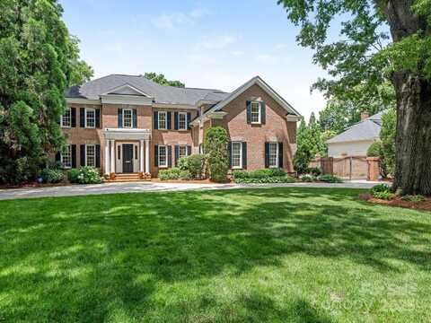 2516 Selwyn Avenue, Charlotte, NC 28209