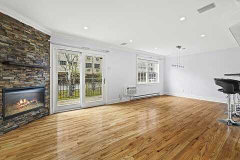 35 Woodway Road, Stamford, CT 06907