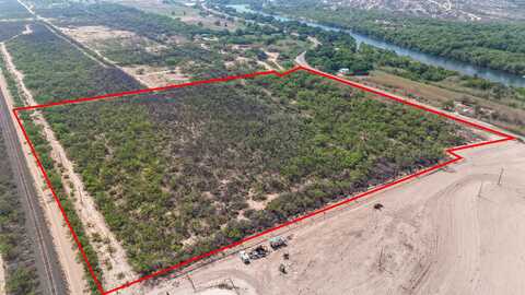 39 Vega Verde Rd, Del Rio, TX 78840
