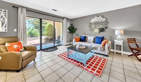 305 Southlake Court, Niceville, FL 32578