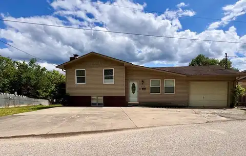 312 Highland Avenue, Paintsville, KY 41240