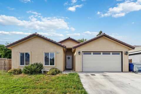 1021 Adell Street, Madera, CA 93638