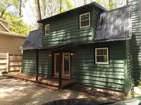 318 Bradley Street, Maggie Valley, NC 28751
