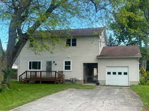 112 Dayton Avenue, Huron, OH 44839