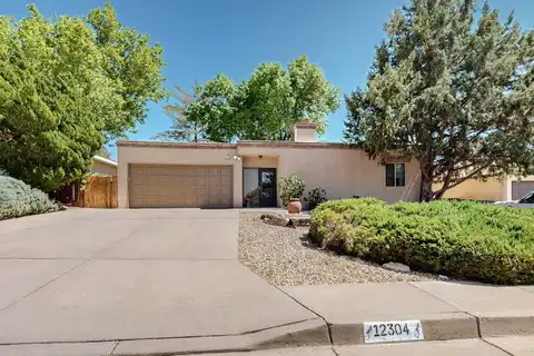 12304 PHOENIX Avenue NE, Albuquerque, NM 87112