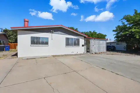 2724 PENNSYLVANIA Street NE, Albuquerque, NM 87110