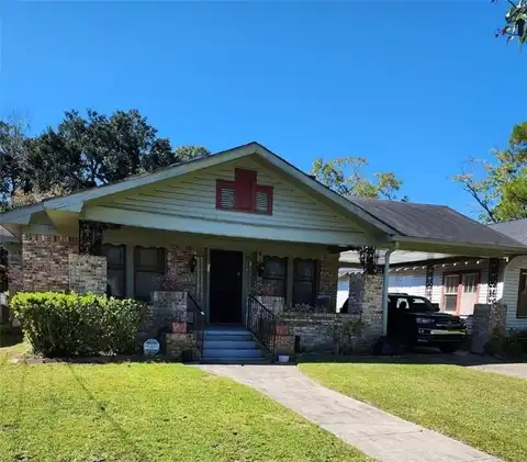 652 Lesesne Street, Mobile, AL 36606