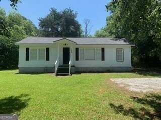 106 E Wade, Oxford, GA 30054