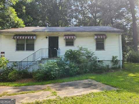 449 Hamilton E Holmes, Atlanta, GA 30318
