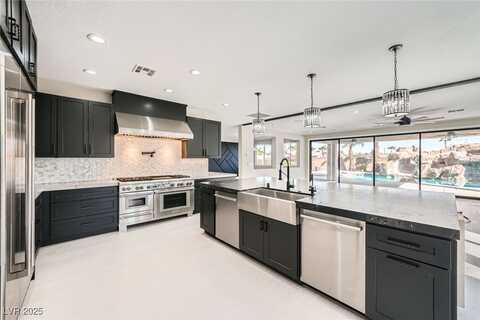 3892 Pasilla Avenue, Las Vegas, NV 89118