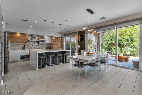 556 Caribbean Palm Drive, Las Vegas, NV 89138